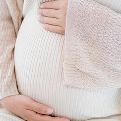 这是一种“无感🧧迁移”🇵🇷策略，旨在将搜索☑时代积累的巨➕量用户🇰🇿